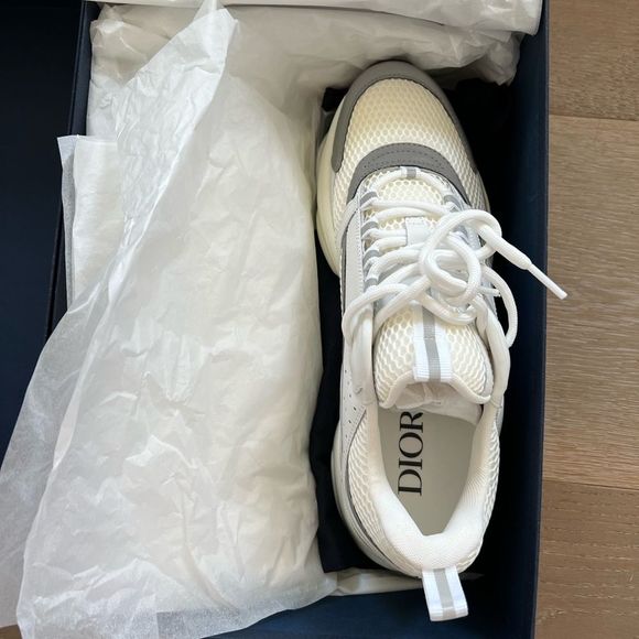 B22 DIOR SNEAKERS - Picture 5 of 10